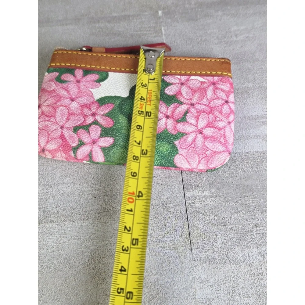 Dooney & Bourke good